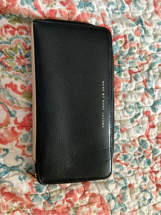 Marc By Marc Jacobs Handbags - Marc by Marc Jacobs Black Zip Wallet